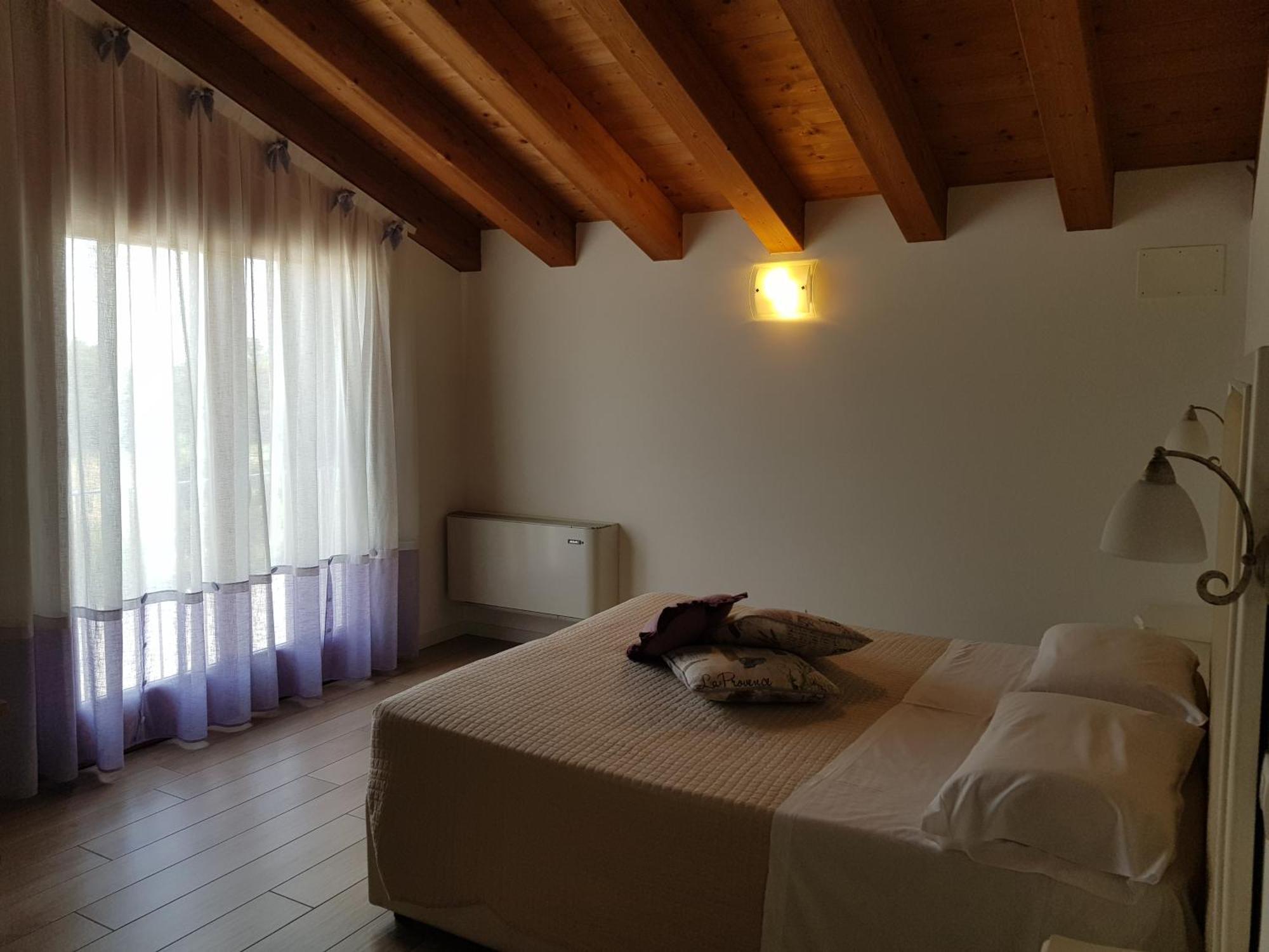 Agriturismo Casa Rossa Postioma Bagian luar foto