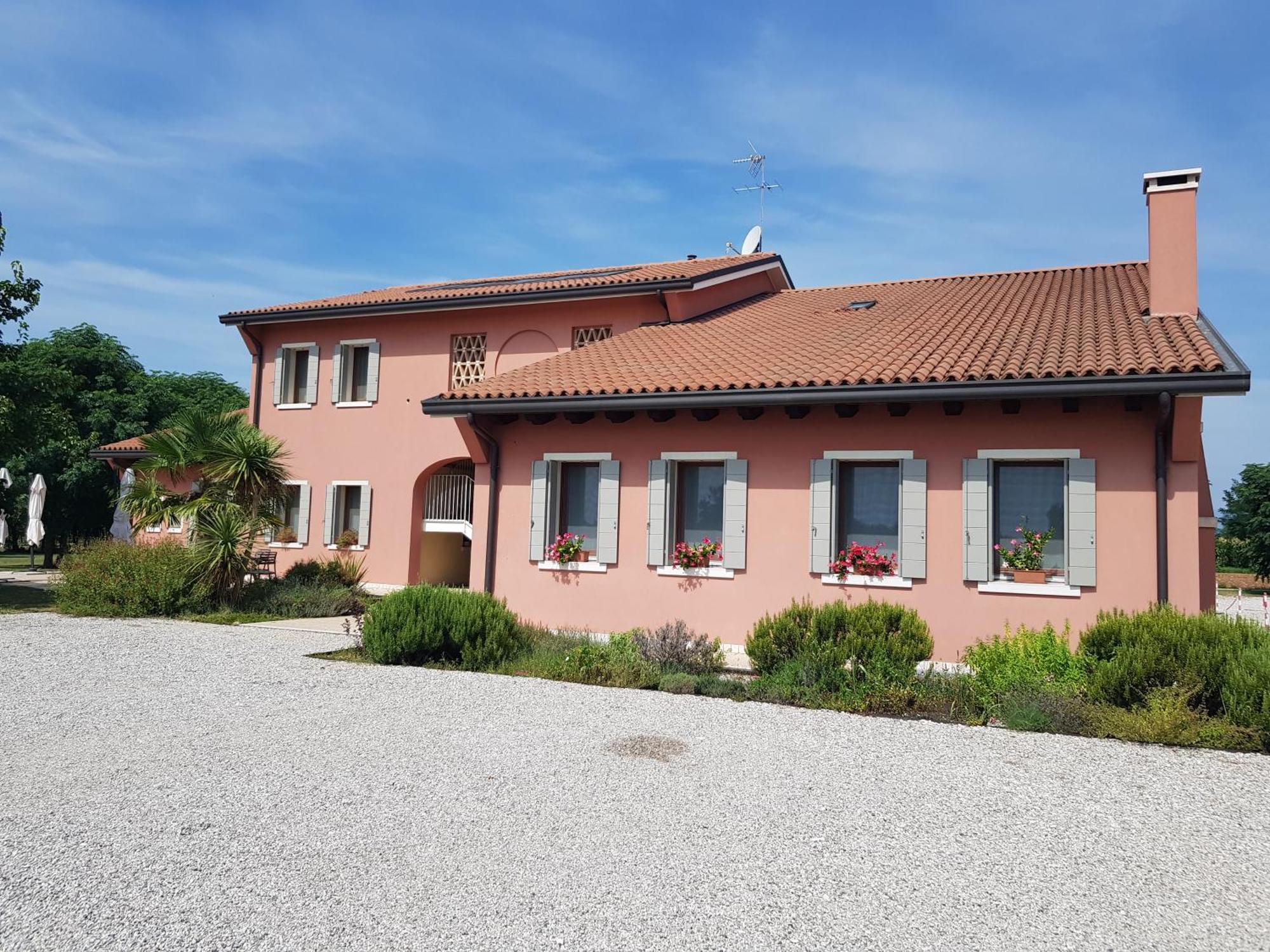 Agriturismo Casa Rossa Postioma Bagian luar foto