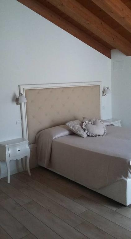 Agriturismo Casa Rossa Postioma Bagian luar foto